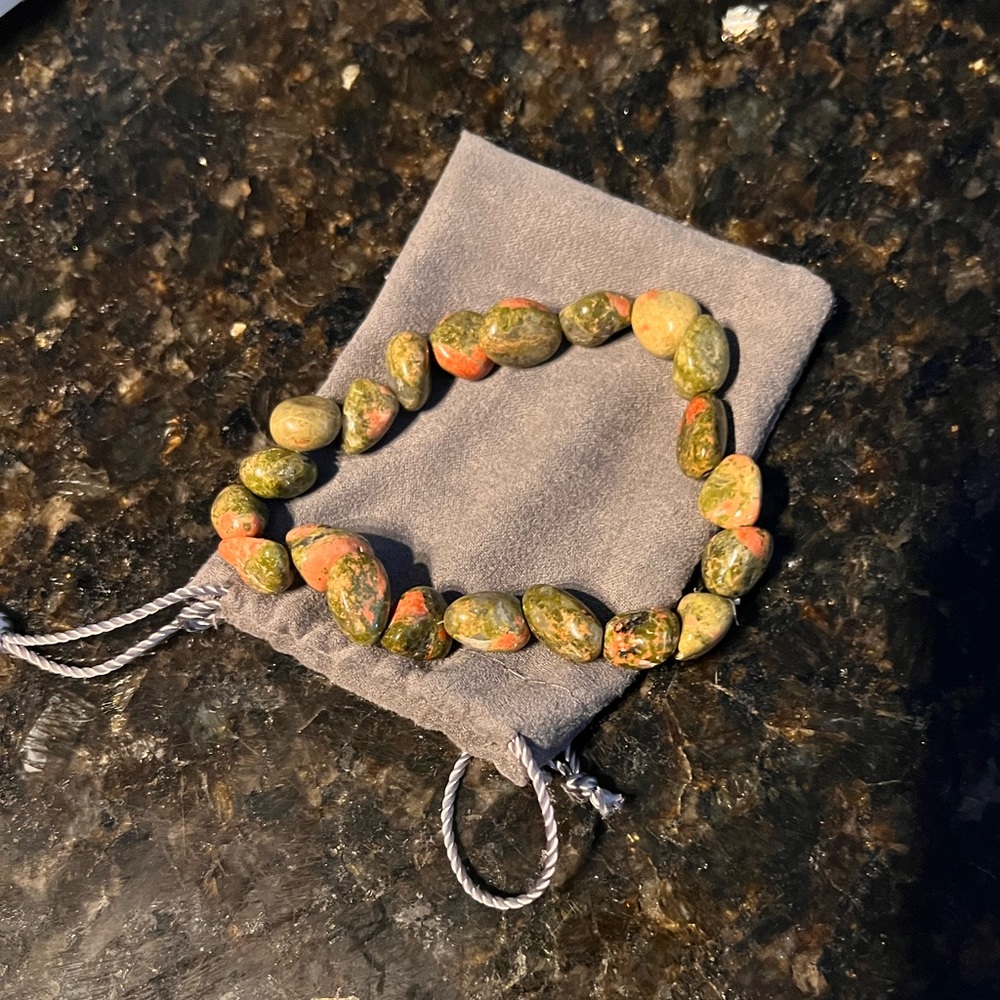 Green and pink stone bracelet